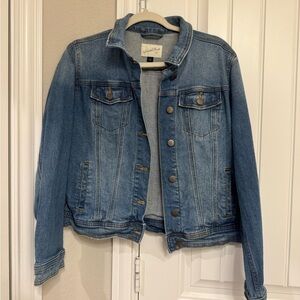 Universal Thread Classic Blue Denim Jacket